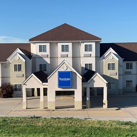 Travelodge By Wyndham ชาดรอน ภายนอก รูปภาพ